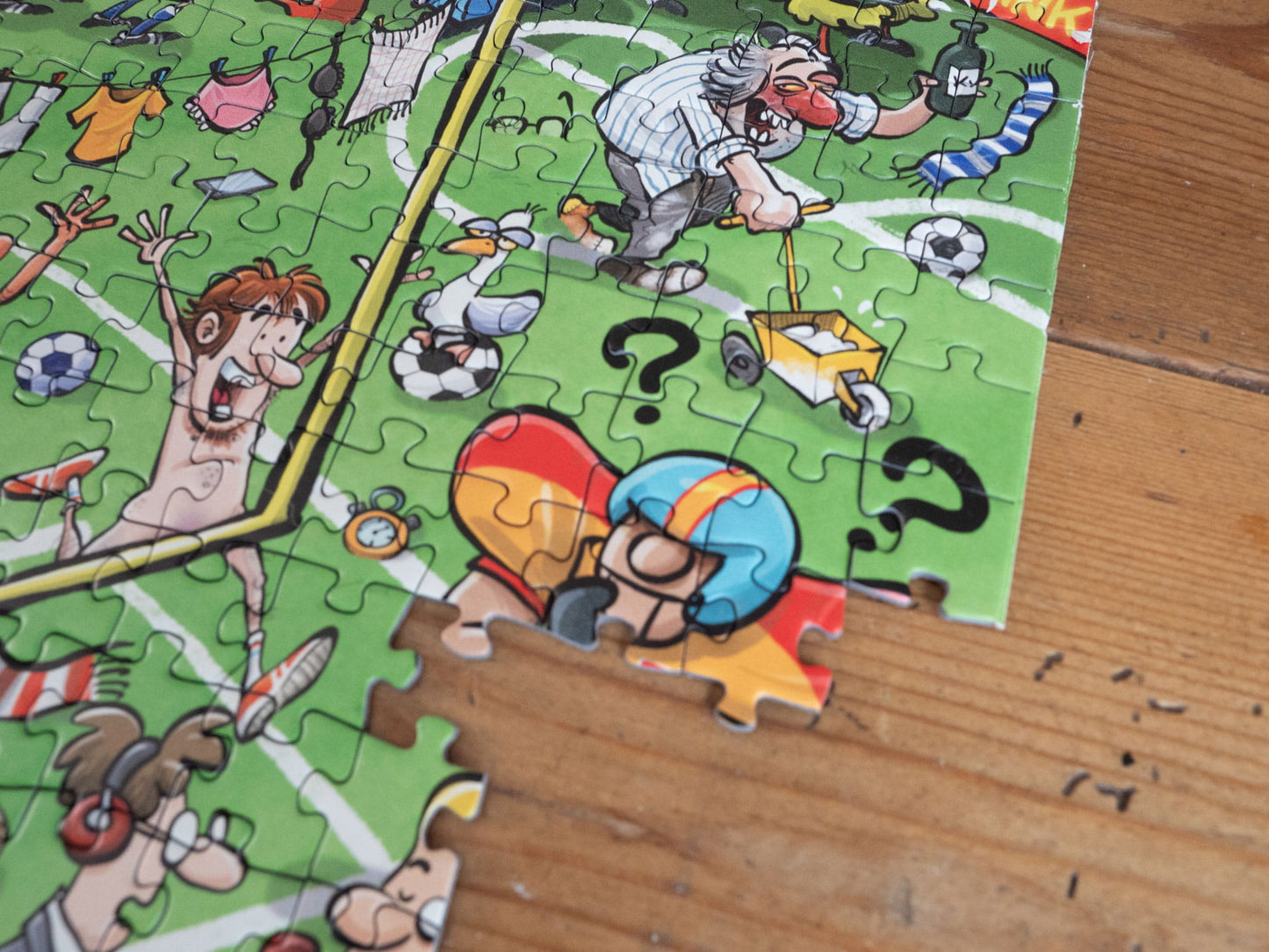 Chaos at The Football Tournament No.25 1000 Piece Jigsaw Puzzle