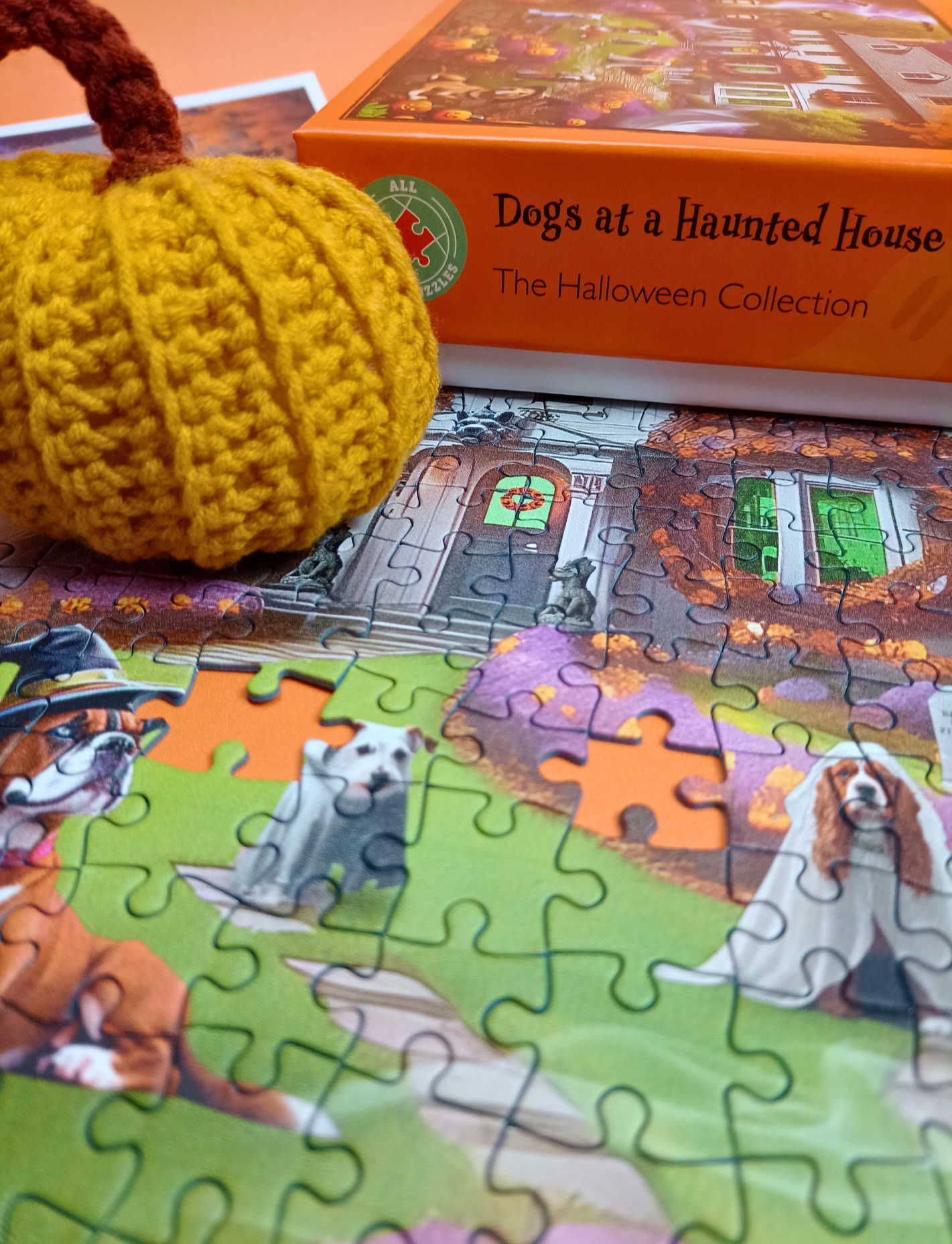 Dogs at a Haunted House 1000 or 500 Piece Jigsaw Puzzle