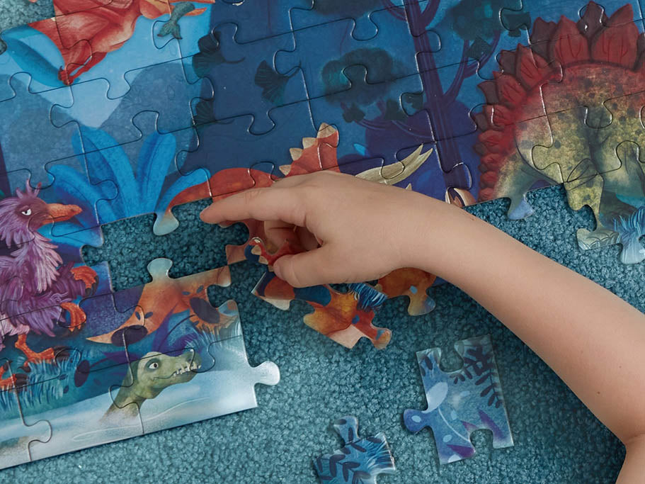 Dinosaur Glow In The Dark 200 Piece Jigsaw Puzzle